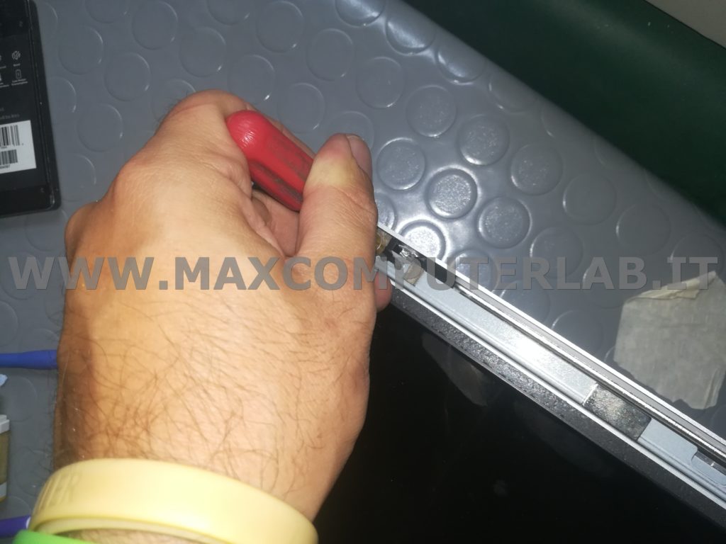 riparazione scheda video imac a1311 riparazione computer con la mela