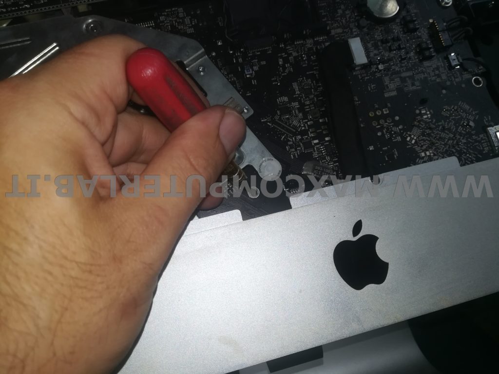 riparazione scheda video imac a1311 riparazione computer con la mela