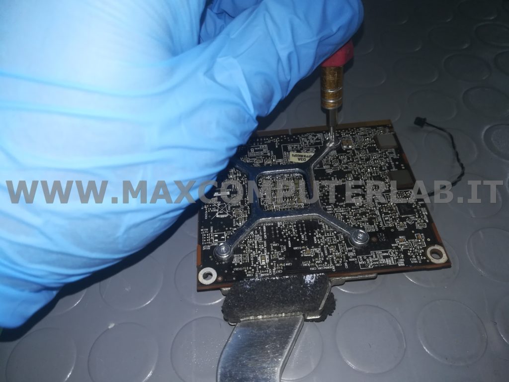 riparazione scheda video imac a1311 riparazione computer con la mela
