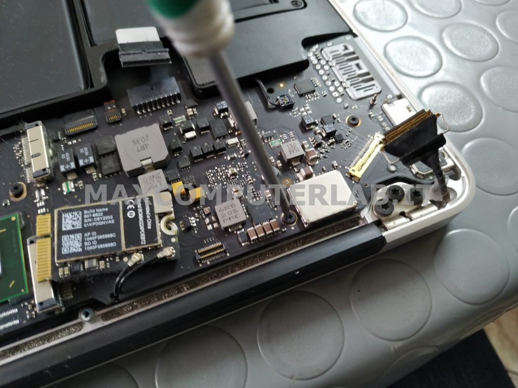 Problema avvio Macbook Air 3 Bip Beep