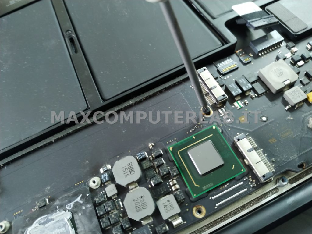 Problema avvio Macbook Air 3 Bip Beep