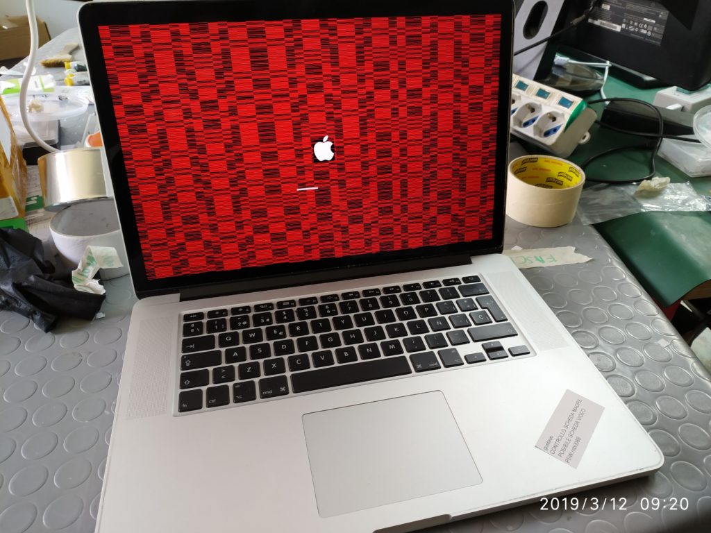 Reballing Macbook Pro Retina 2012 2013